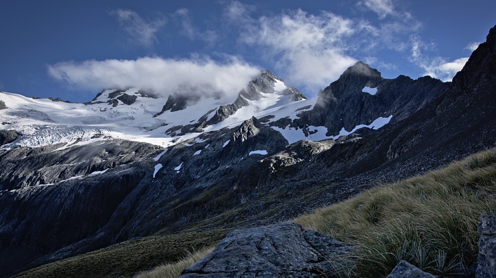 Mount Barth (2,456 metres)