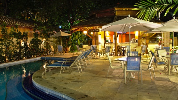 Hotel restaurant and swimming pool