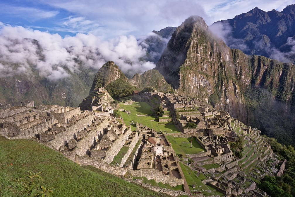 Machu Picchu ruins and Huayna Picchu mountain