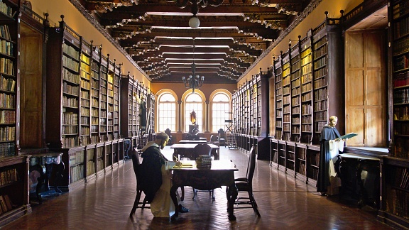 Historic library of Saint Dominic Priory