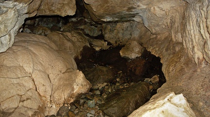 Labyrinth inside Luxmore Cave