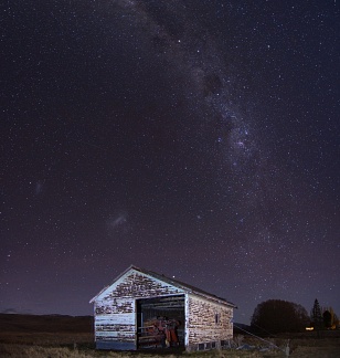 Farm shed and Milky Way