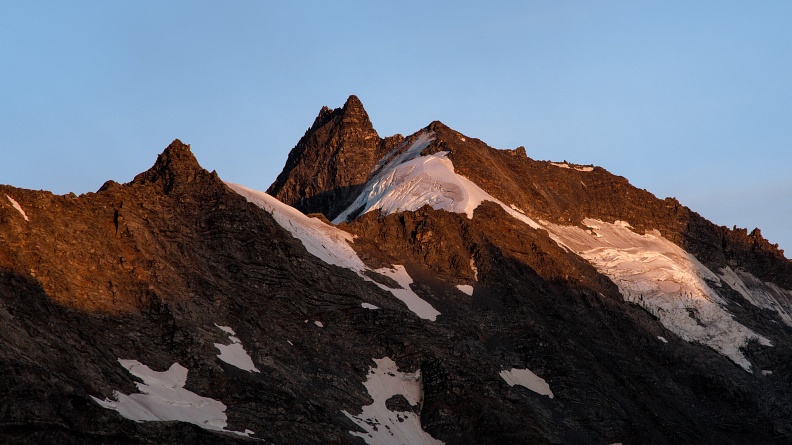 Dilemma Peak, Mount Beatrice, and Raureka Peak in morning light